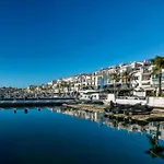 Central & Renovated Studio With Pool In Puerto Banus